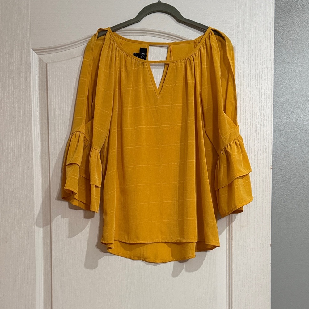 BCX Mustard Yellow Cold-Shoulder Bell-Sleeve Blouse
